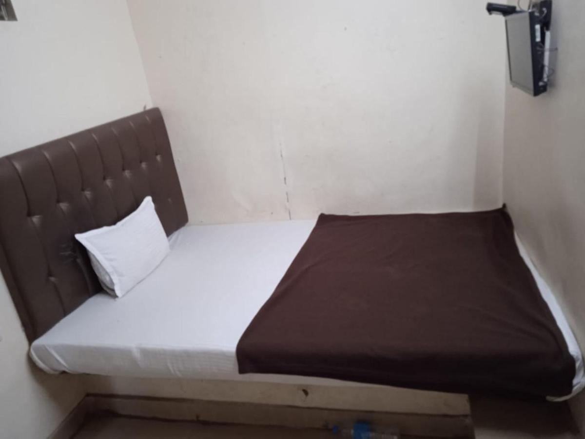 Hotel Janata Residency Mumbai Ngoại thất bức ảnh