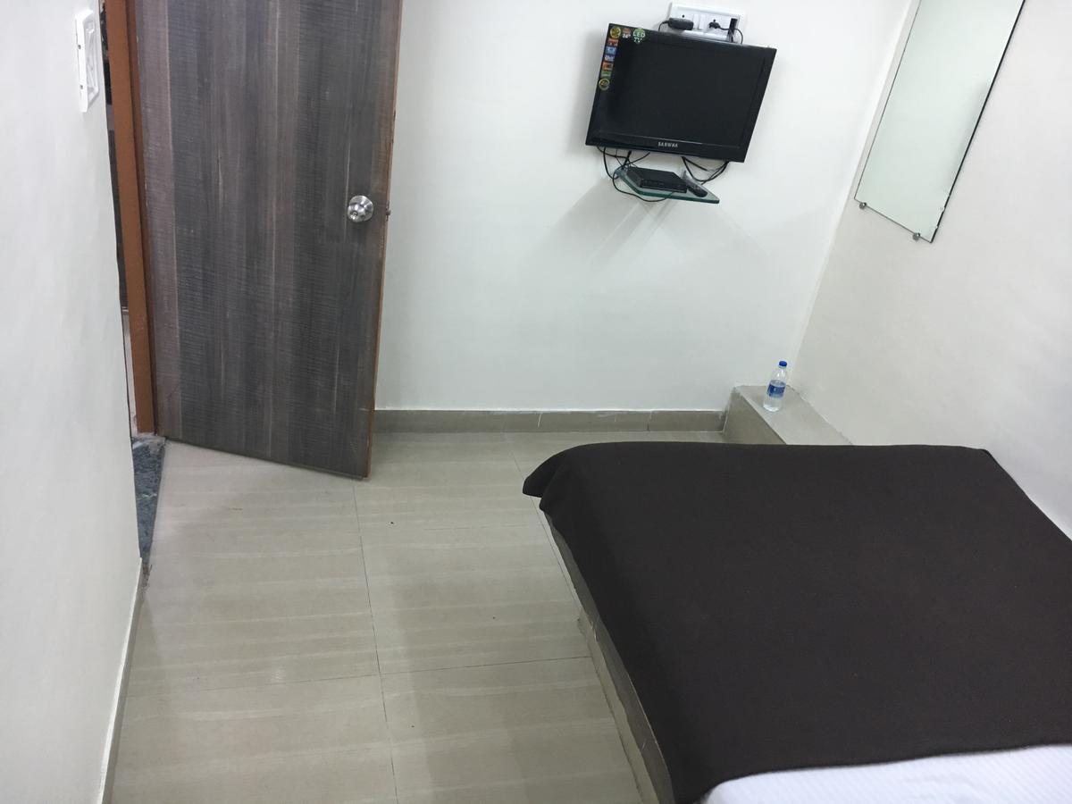 Hotel Janata Residency Mumbai Ngoại thất bức ảnh